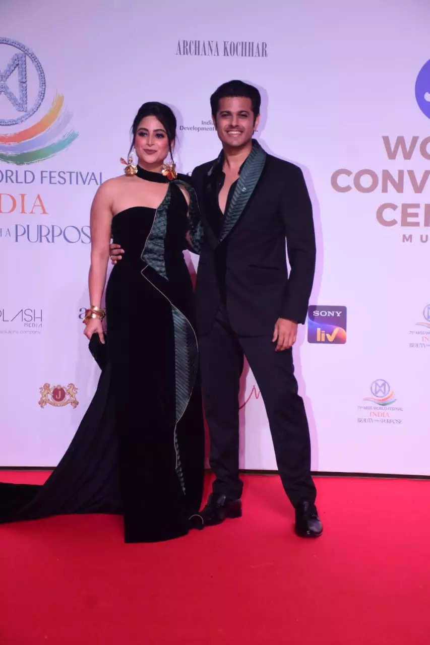 Neil Bhatt And Aishwarya Sharma Neil Bhatt And Aishwarya Sharma