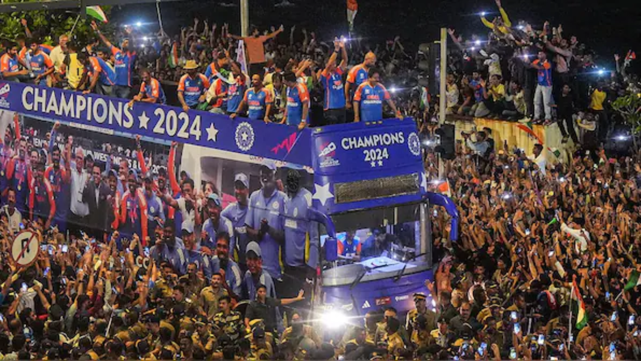 India Open Bus Parade AP India Open Bus Parade AP