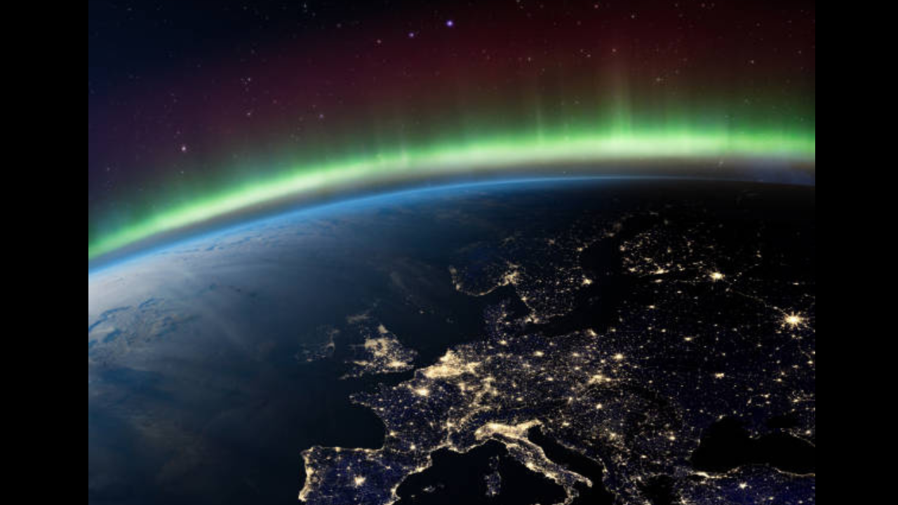 Northern lights video goes viral. Image Source: ‘AstroAnnimal’/ X Northern lights video goes viral. Image Source: ‘AstroAnnimal’/ X